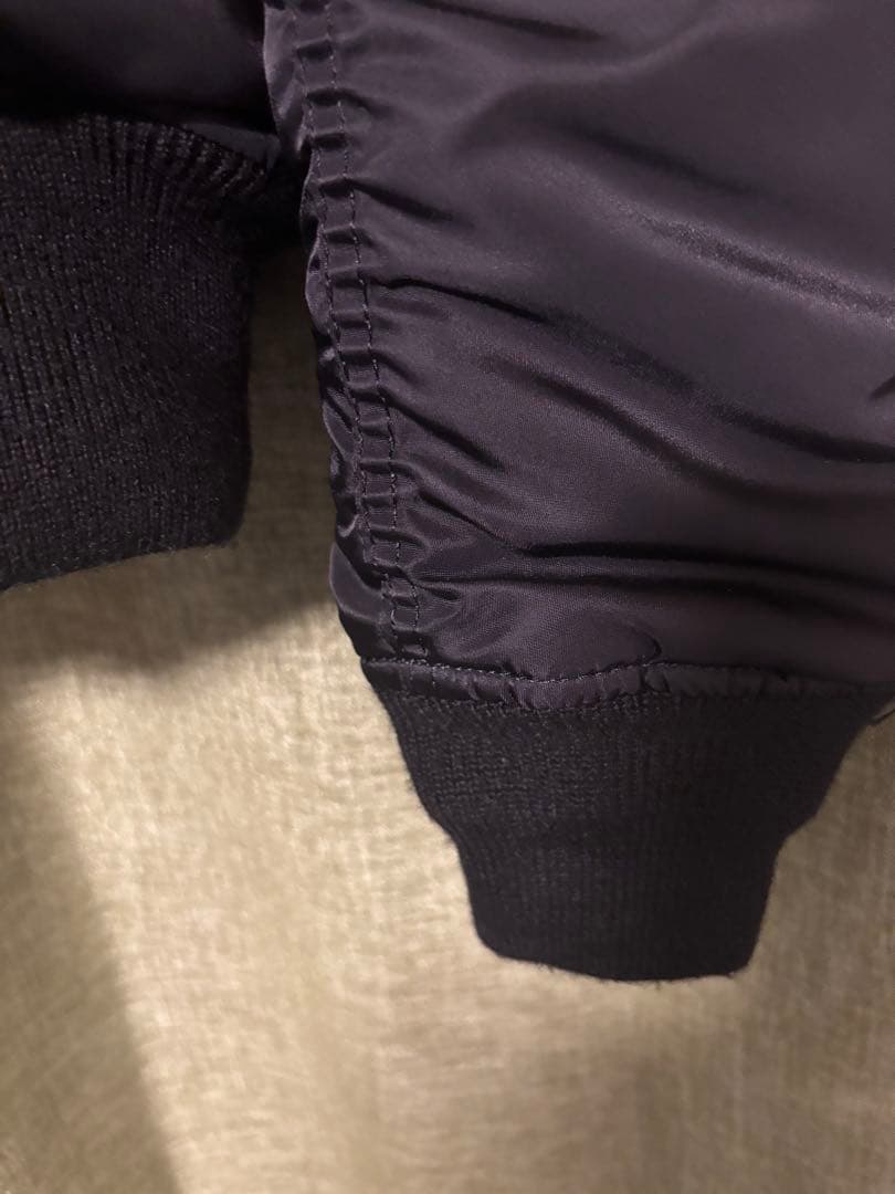 イ*き様 AVIREX MA-1 フライトジャケット ブラック