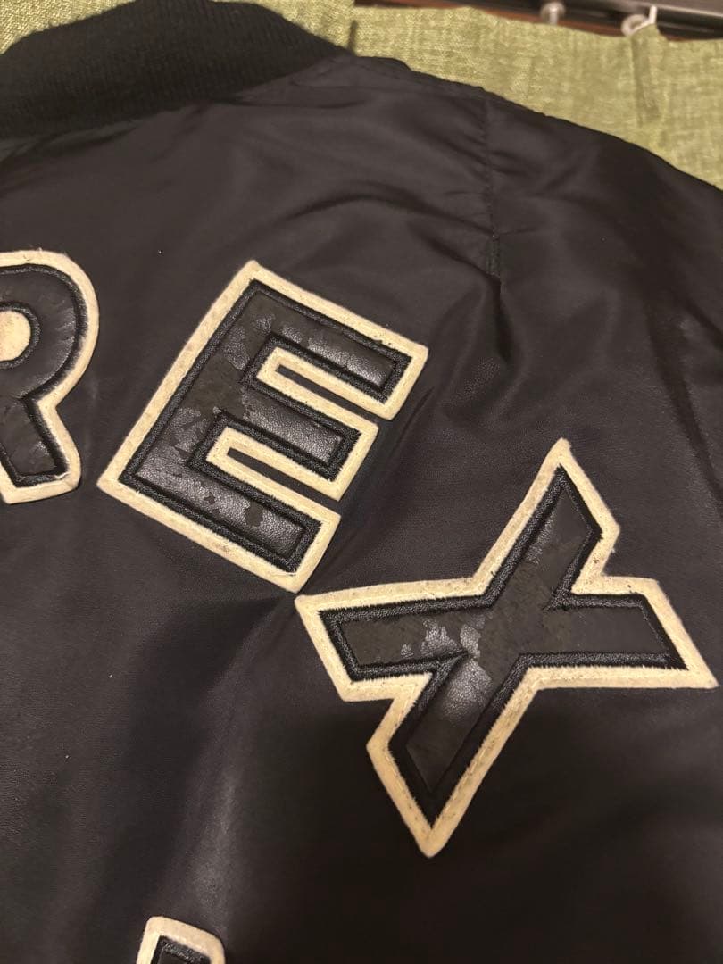 イ*き様 AVIREX MA-1 フライトジャケット ブラック