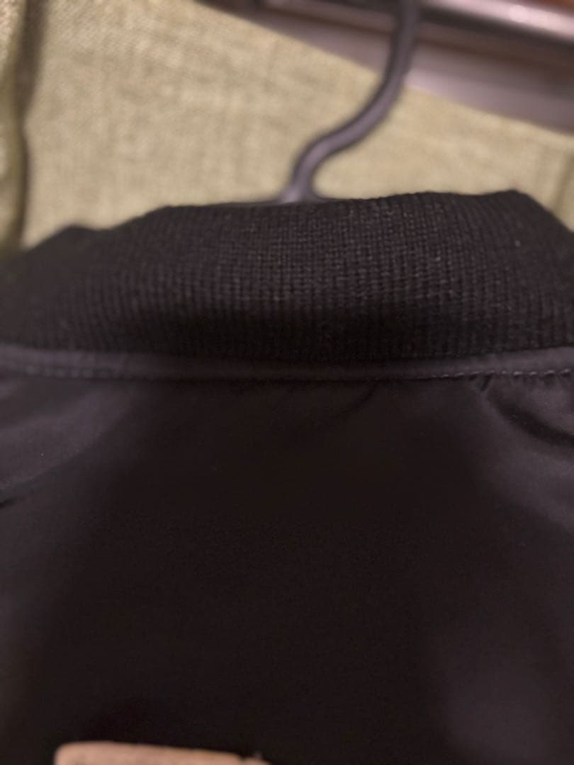 イ*き様 AVIREX MA-1 フライトジャケット ブラック