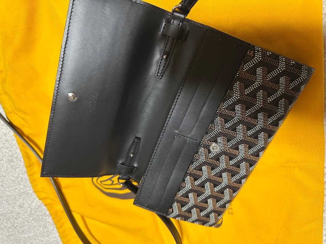 南　ゴヤール　GOYARD ショルダーウォレット　財布