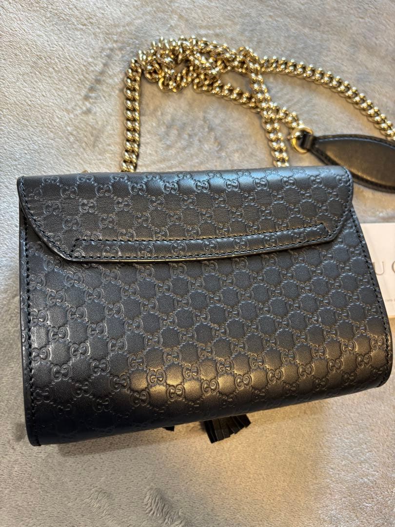 【美品】超レア　Gucci GGパターン ブラック クラッチバッグ　チェーン