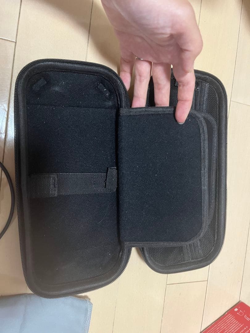 y*i様 Nintendo Switch ブラック　+おまけ