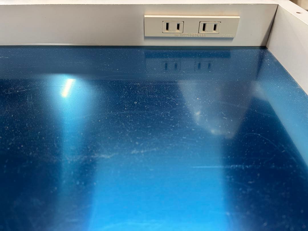 大型ホワイト全面鏡面ポリ製食器棚 4段