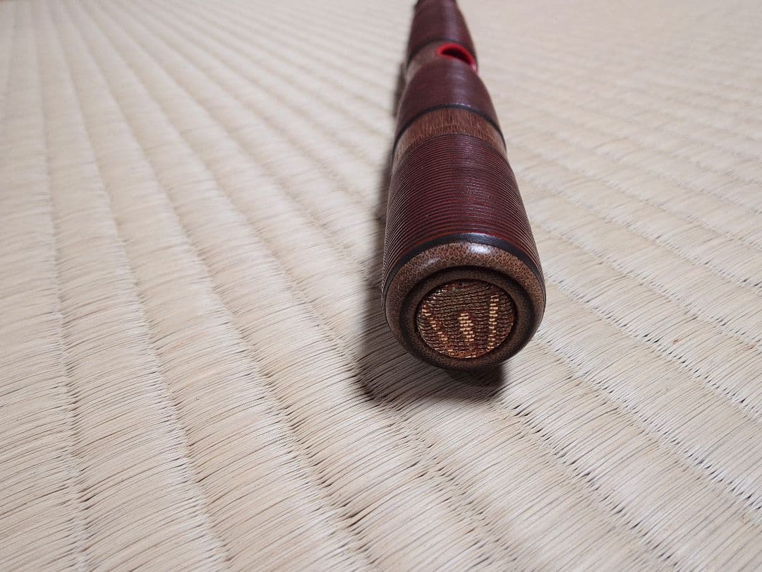 龍笛（朱色・籐巻・煤竹）