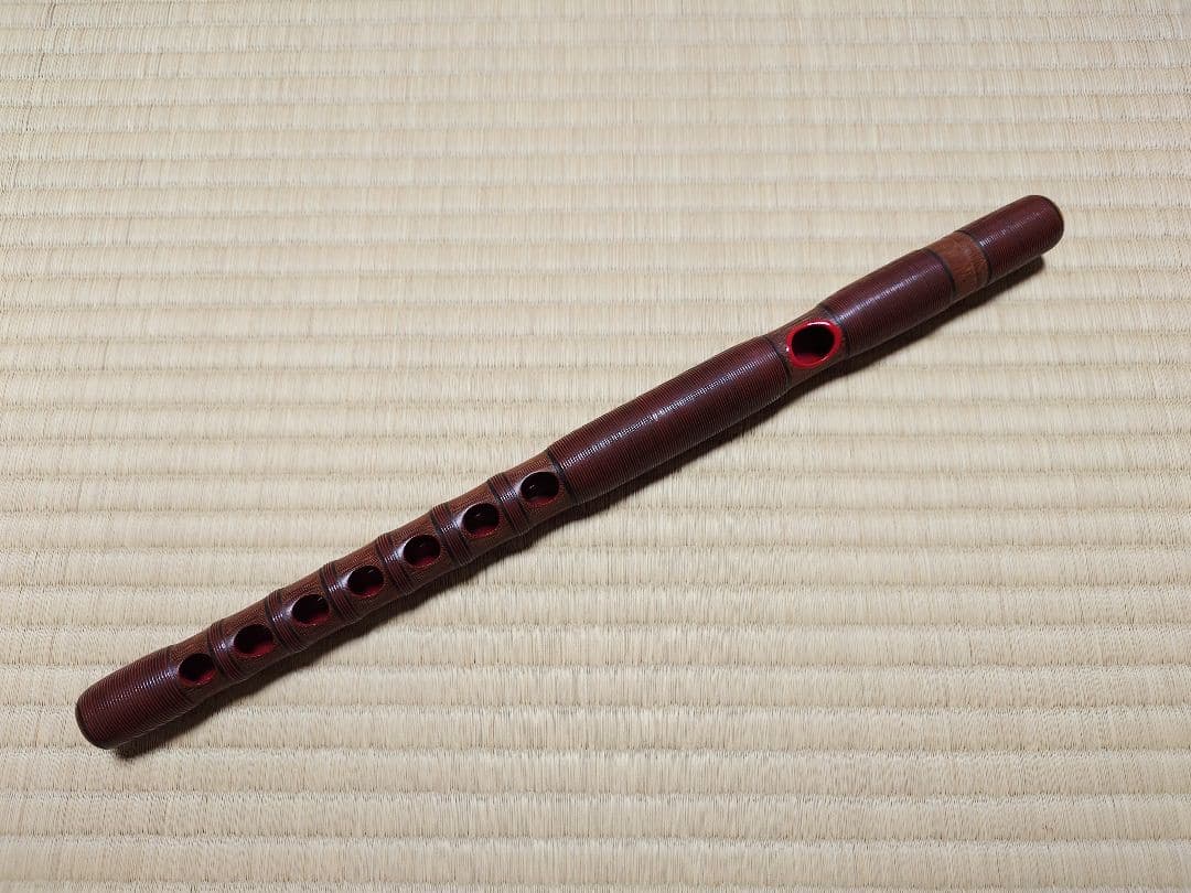 龍笛（朱色・籐巻・煤竹）