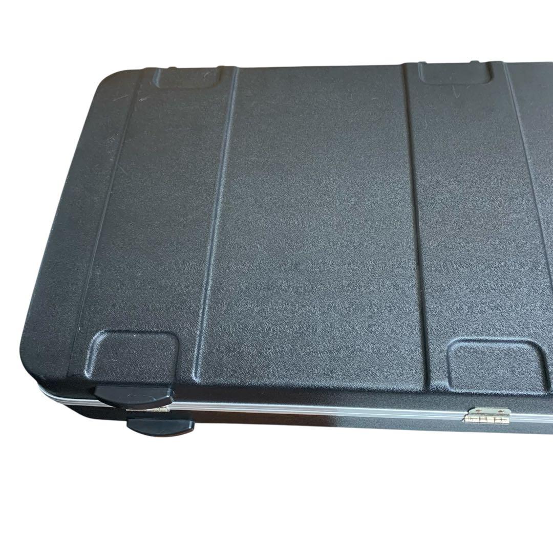 Fenderフェンダー エレキ　ジャズベース ハードケース