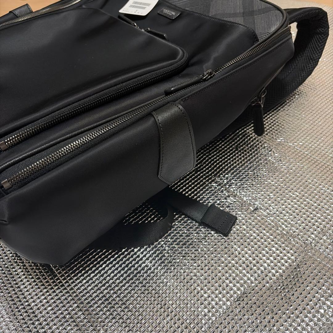 BLACK LABEL CRESTBRIDGEバッグパック、黒、サンプル未使用