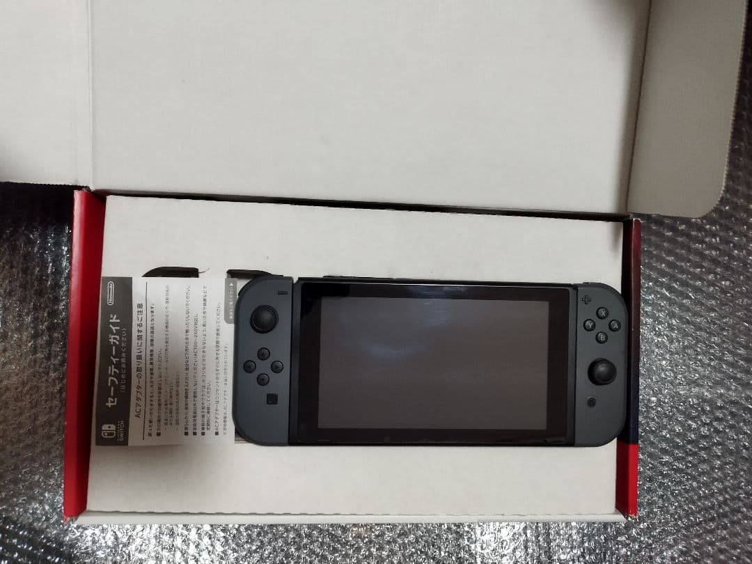 Nintendo Switch 本体　バッテリー100%！迅速にお届け！