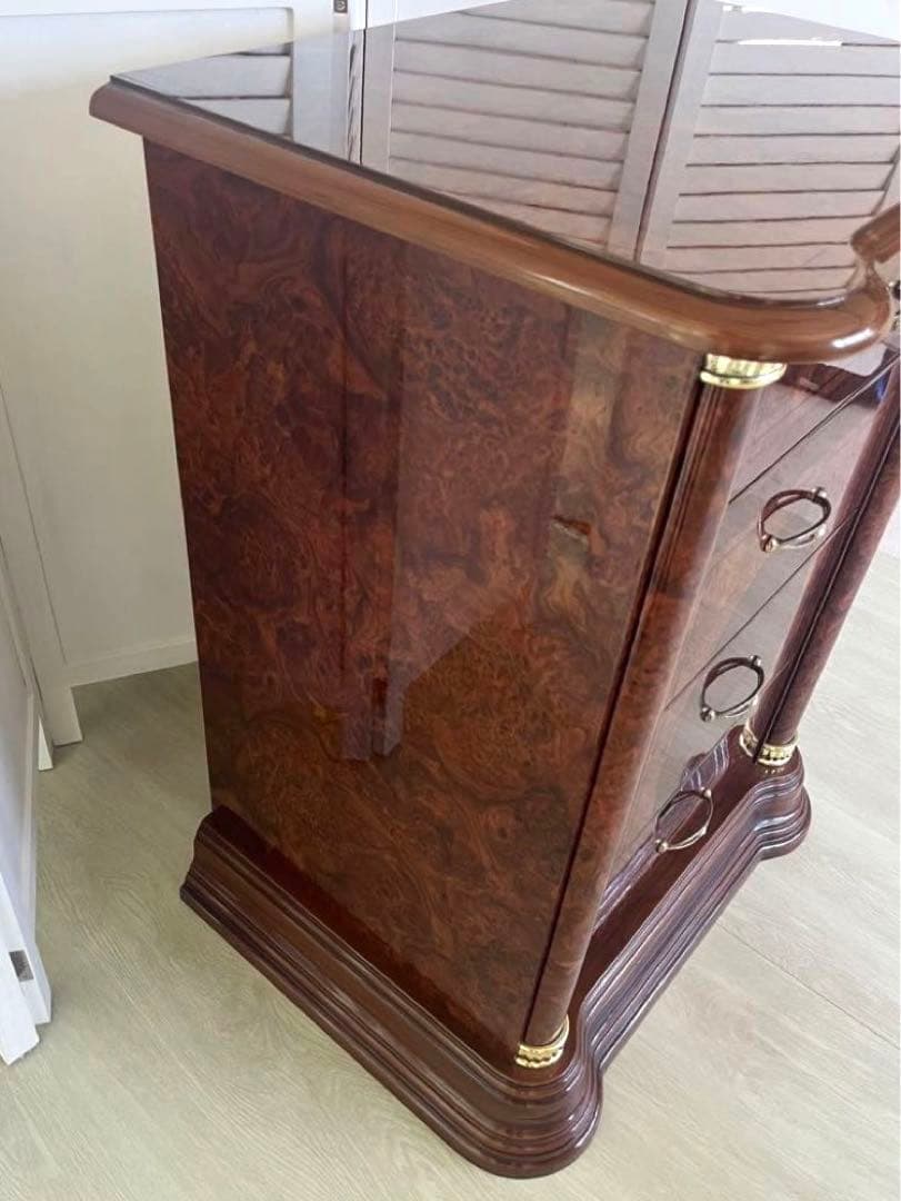 サルタレッリ フローレンス スモール 4段チェスト ウォールナット色