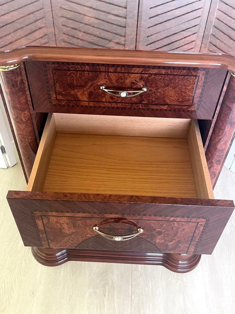 サルタレッリ フローレンス スモール 4段チェスト ウォールナット色