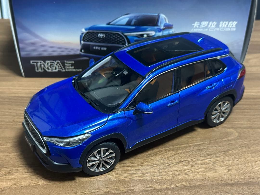 1/18 トヨタ カローラクロス