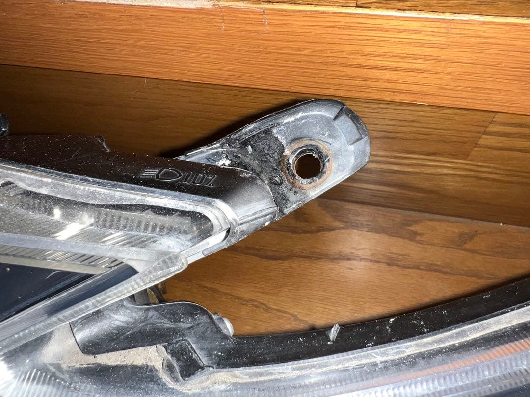 い*わ様 リペア済 USプリウス 本物 USヘッドライト ハロゲン zvw30