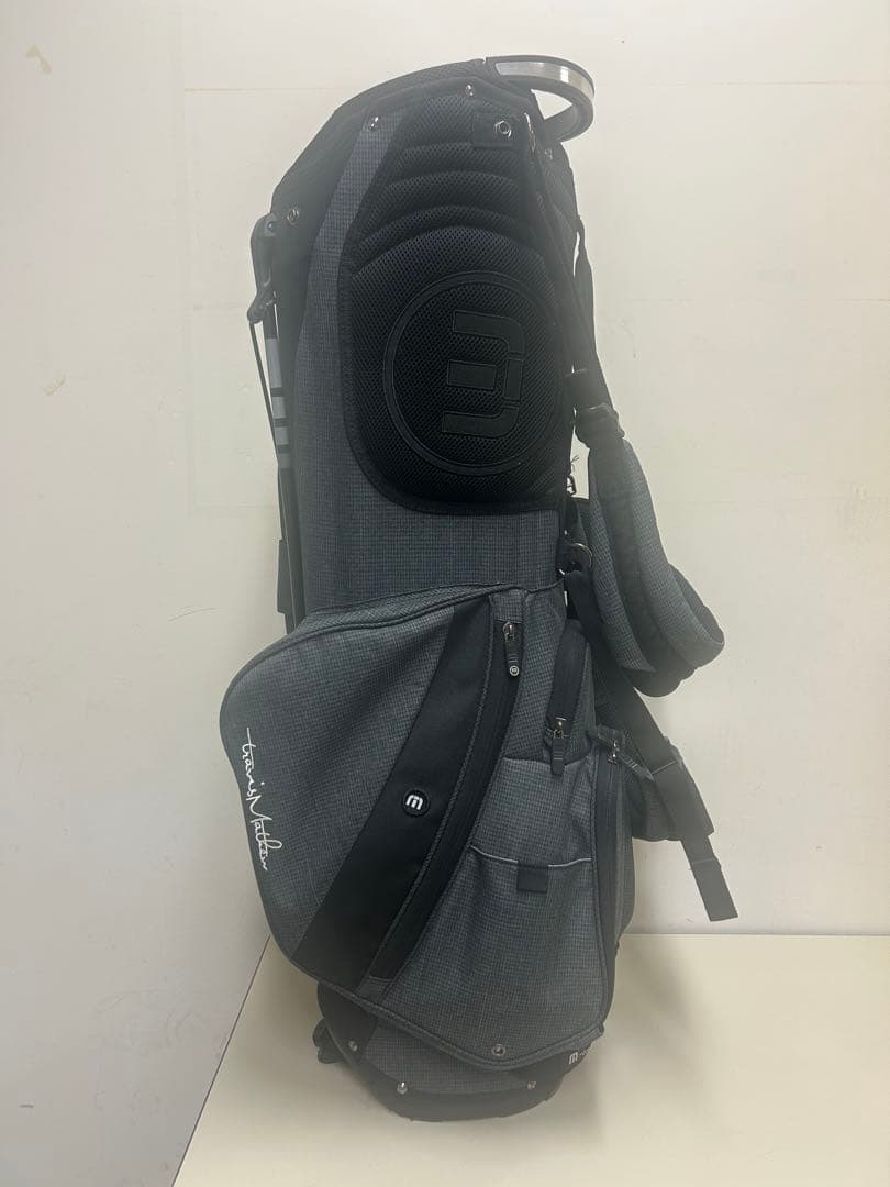 トラビスマシュー　Travis Mathew キャディーバック