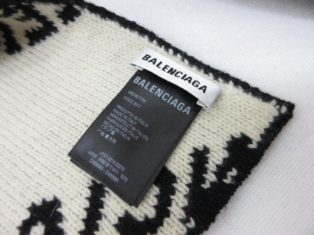 バレンシアガ マフラー ウール 黒 ロゴ 総柄 メンズ 約40×240cm a