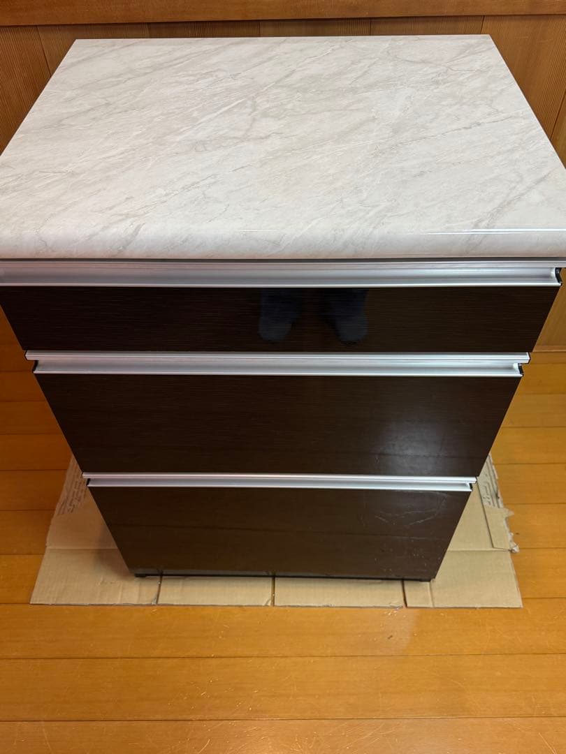 キッチン　サイドボード　カウンター 引き出し3段