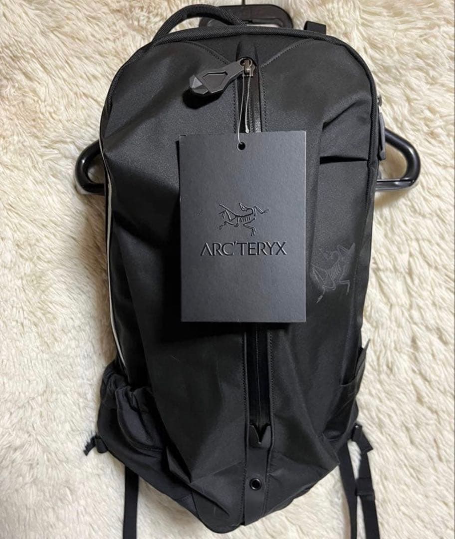 ARC'TERYX アロー22 新品 黒 22L