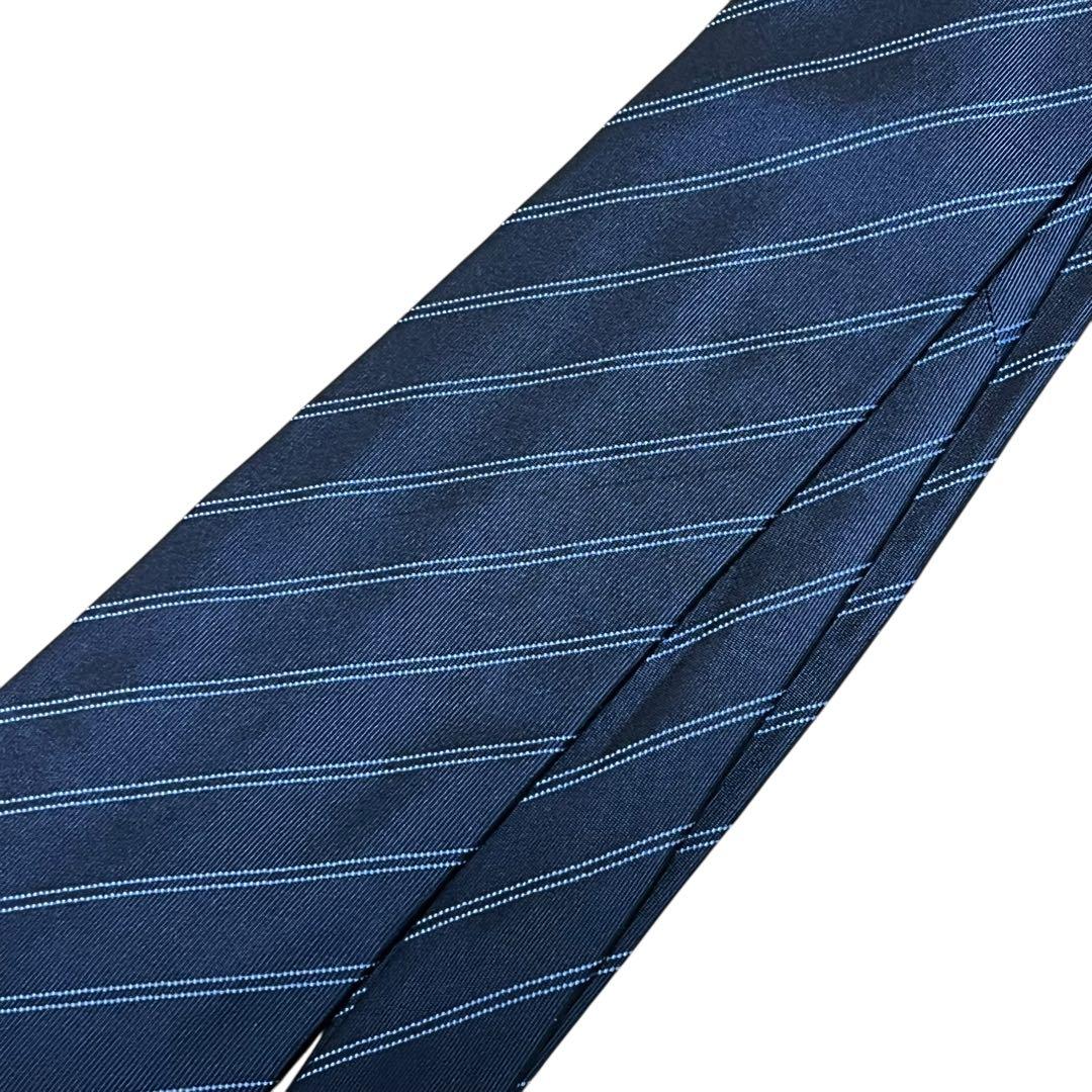 HERMES エルメス　高級ネクタイ　ネイビー　紺　織柄ストライプ　剣裏H柄