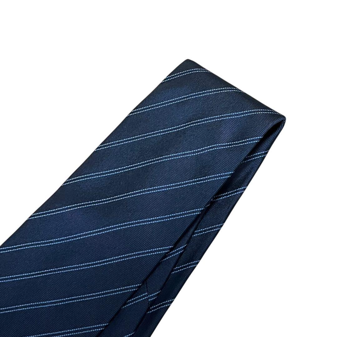 HERMES エルメス　高級ネクタイ　ネイビー　紺　織柄ストライプ　剣裏H柄