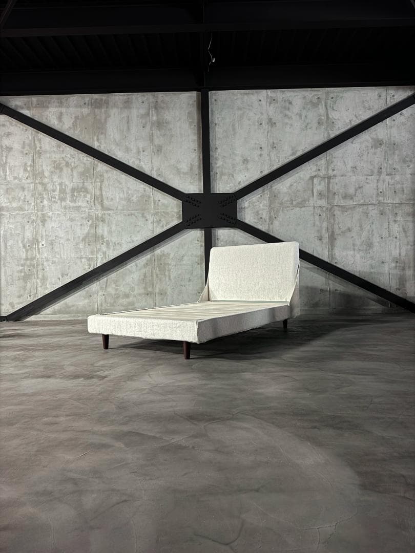 シモンズ　Le Grind