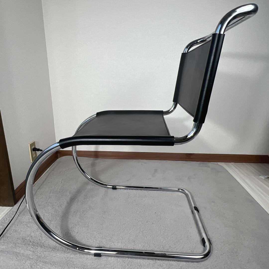 カンチレバーチェア ブラックレザー バウハウス