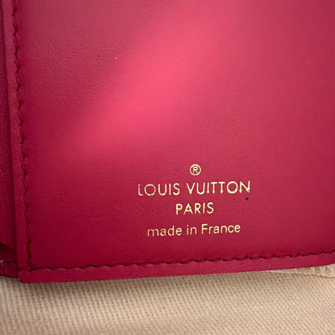 Louis Vuitton ポルトフォイユ・カプシーヌ コンパクト M62157