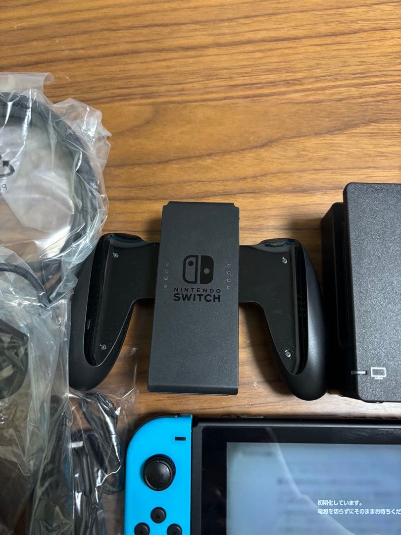 Nintendo Switch 本体ネオンブルー/レッド