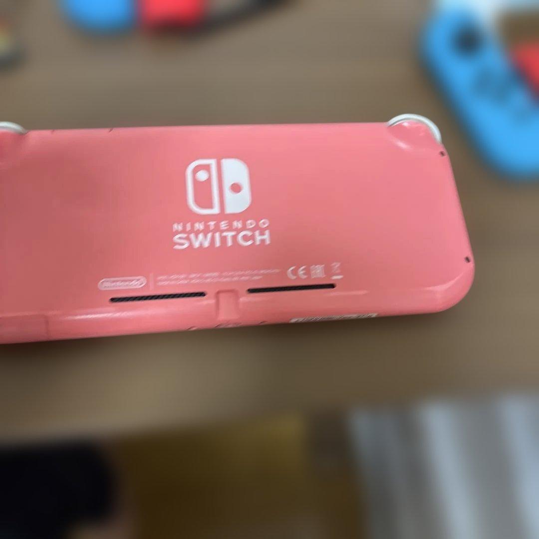 Nintendo　Switch　LITE