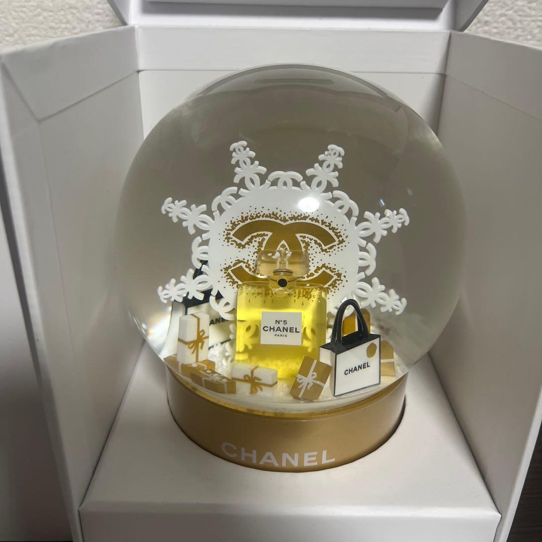 CHANEL スノードーム 香水ボトル付き