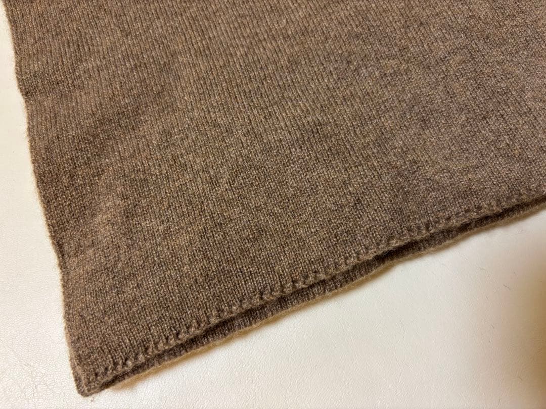 Johnstons of Elgin カシミヤショートマフラー