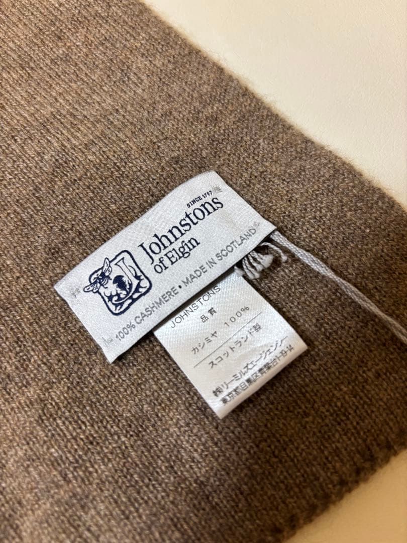 Johnstons of Elgin カシミヤショートマフラー