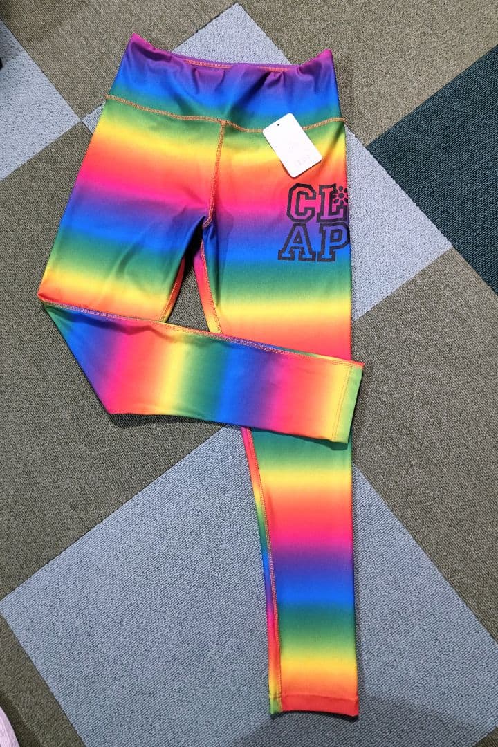 ドラミ★clapレインボーダーレギンス＆新品ハナマルクラップTの2点