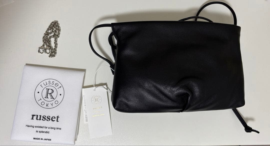 新品未使用！russet レザー巾着4WAYミニショルダーバッグ　黒