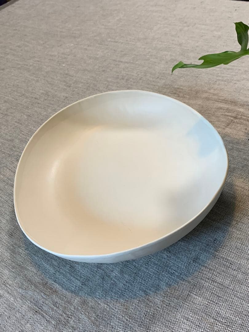 クリスチャンヌ・ペロション 初期 大判オーバル32cm 白系プレート　有元葉子