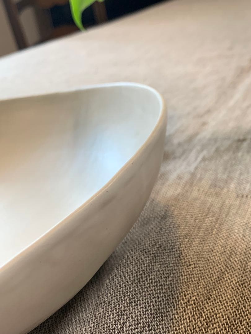 クリスチャンヌ・ペロション 初期 大判オーバル32cm 白系プレート　有元葉子