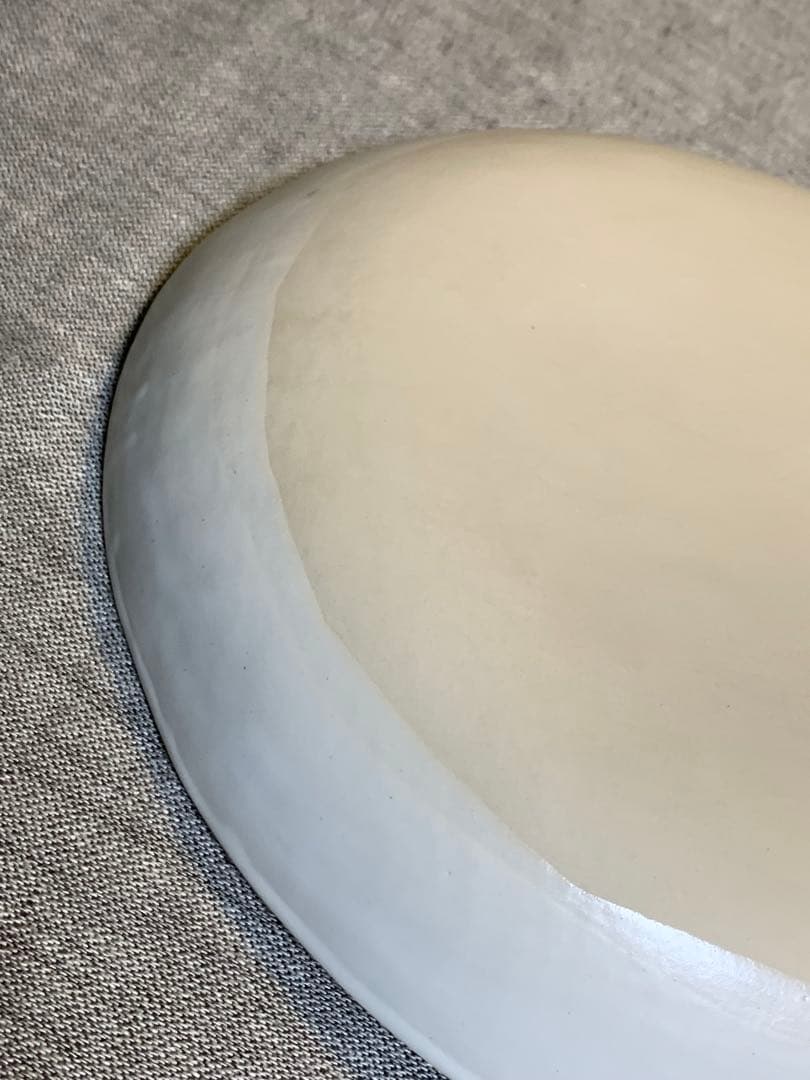 クリスチャンヌ・ペロション 初期 大判オーバル32cm 白系プレート　有元葉子