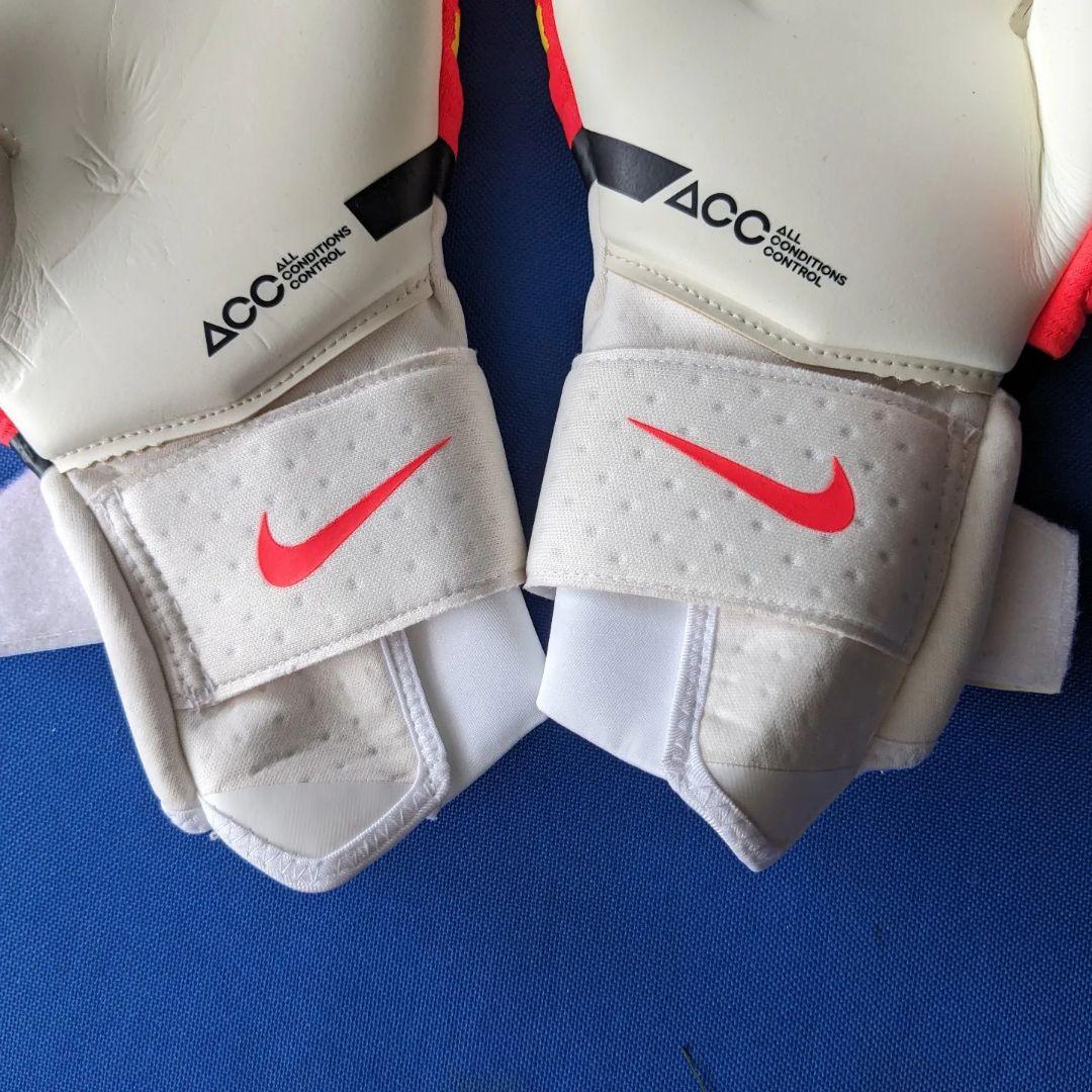 NIKE PHANTOM ELITE ナイキ ファントムエリート 8号