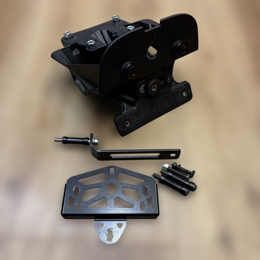 PMC スライトリアフェンダーレス＆z1/z2取り付けプレート