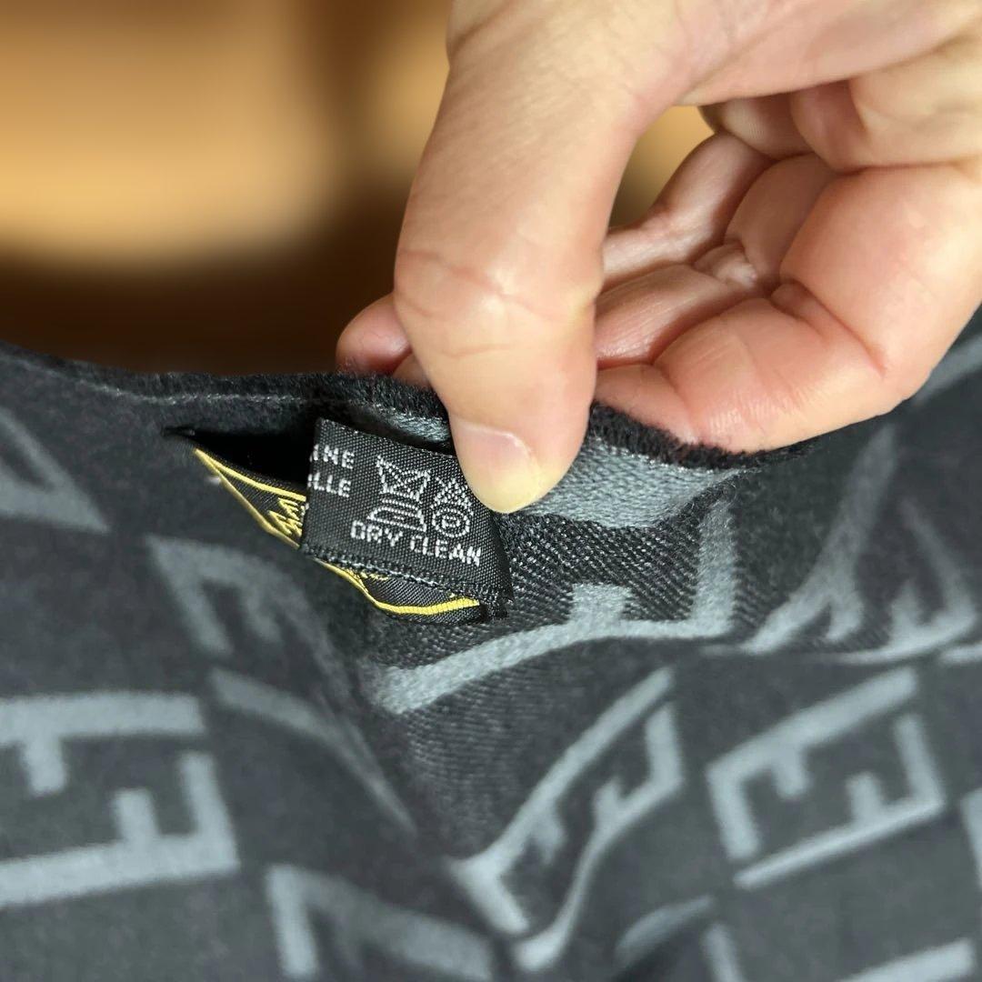 FENDI FFズッカ柄 ウールマフラー
