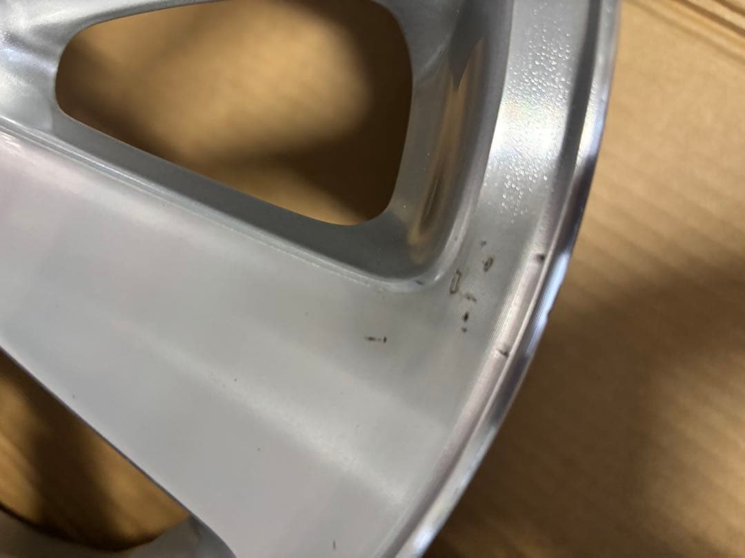 エブリィワゴンDA17W 純正アルミホイール　4本