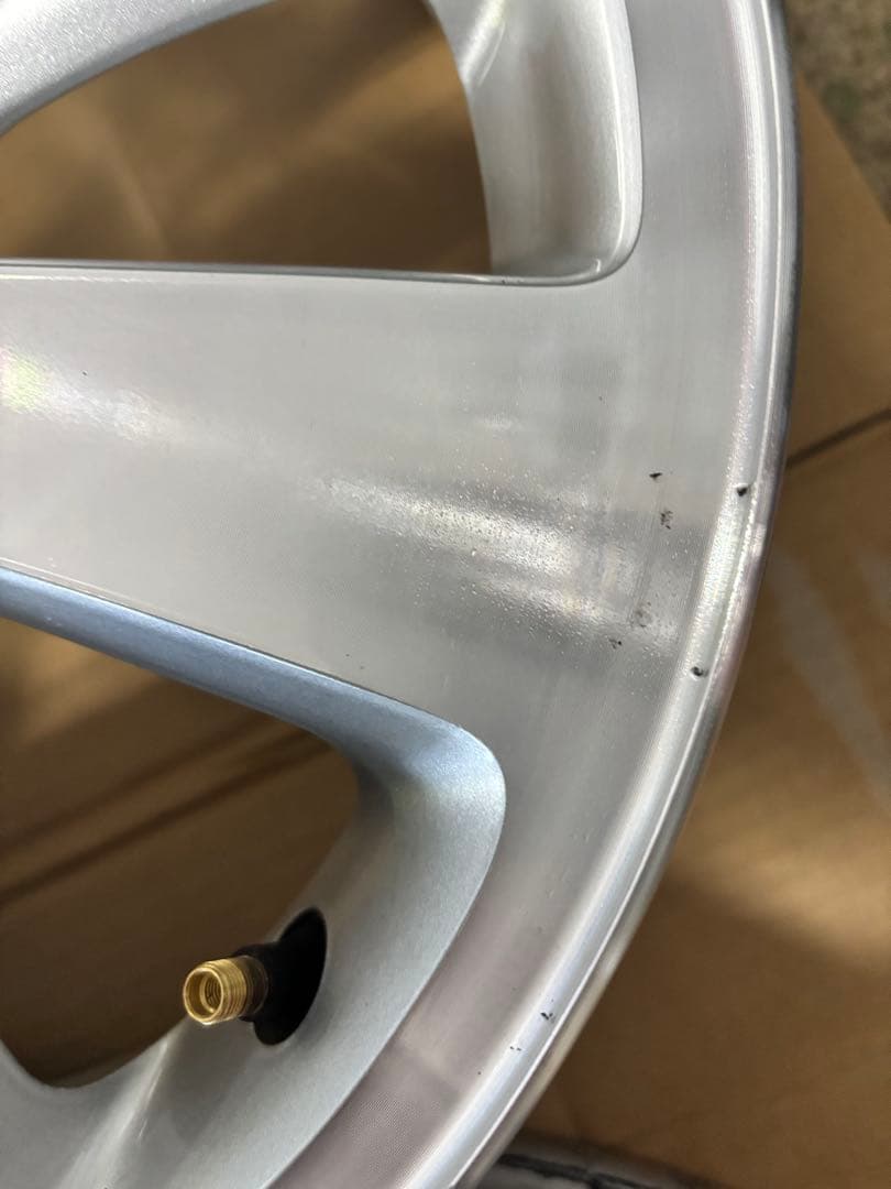 エブリィワゴンDA17W 純正アルミホイール　4本