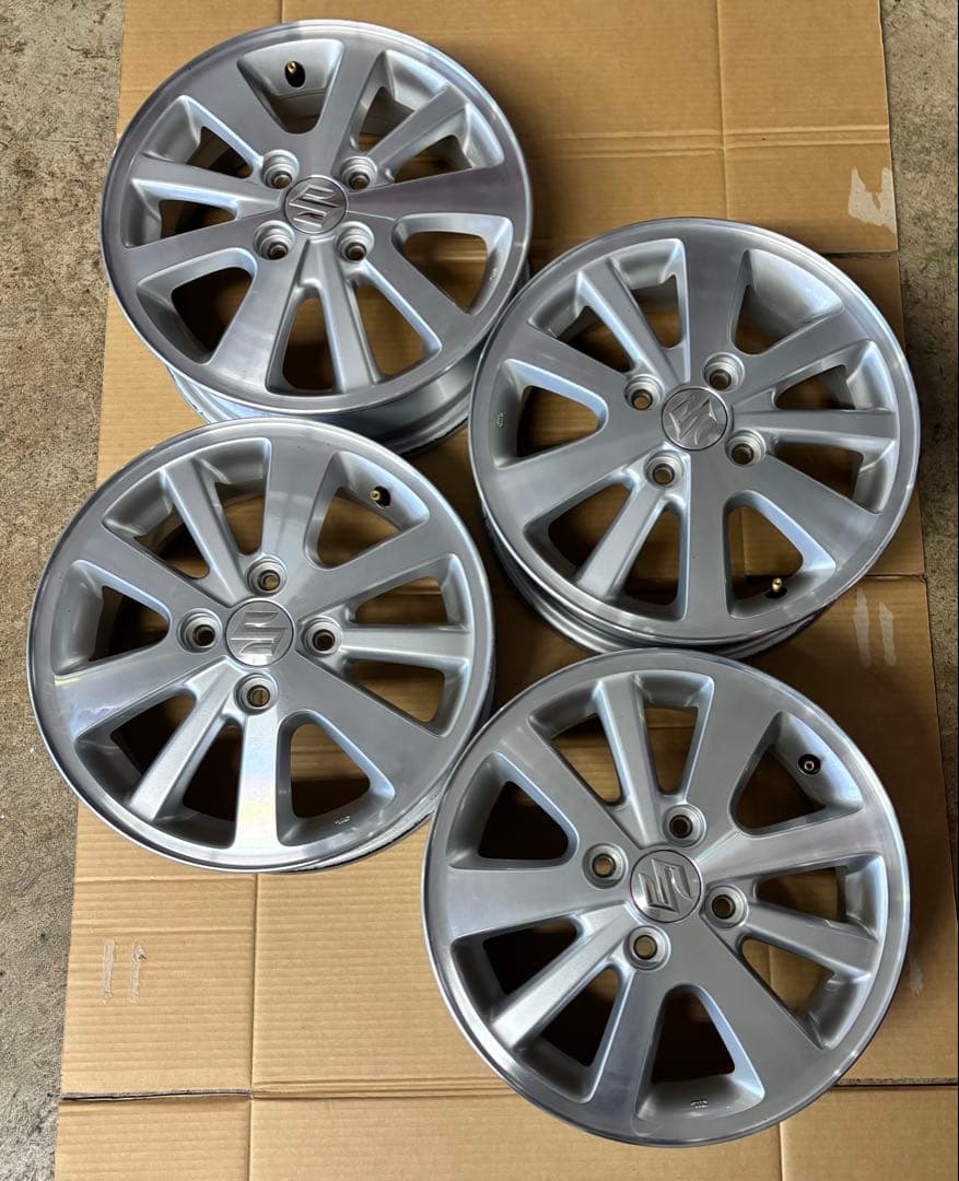 エブリィワゴンDA17W 純正アルミホイール　4本