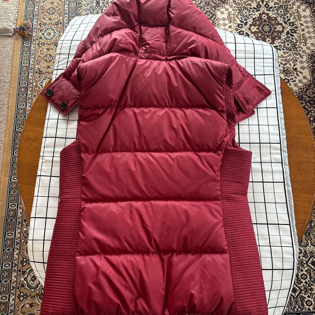 BURBERRY LONDON バーバリーロンドン　赤　ダウンベスト　40