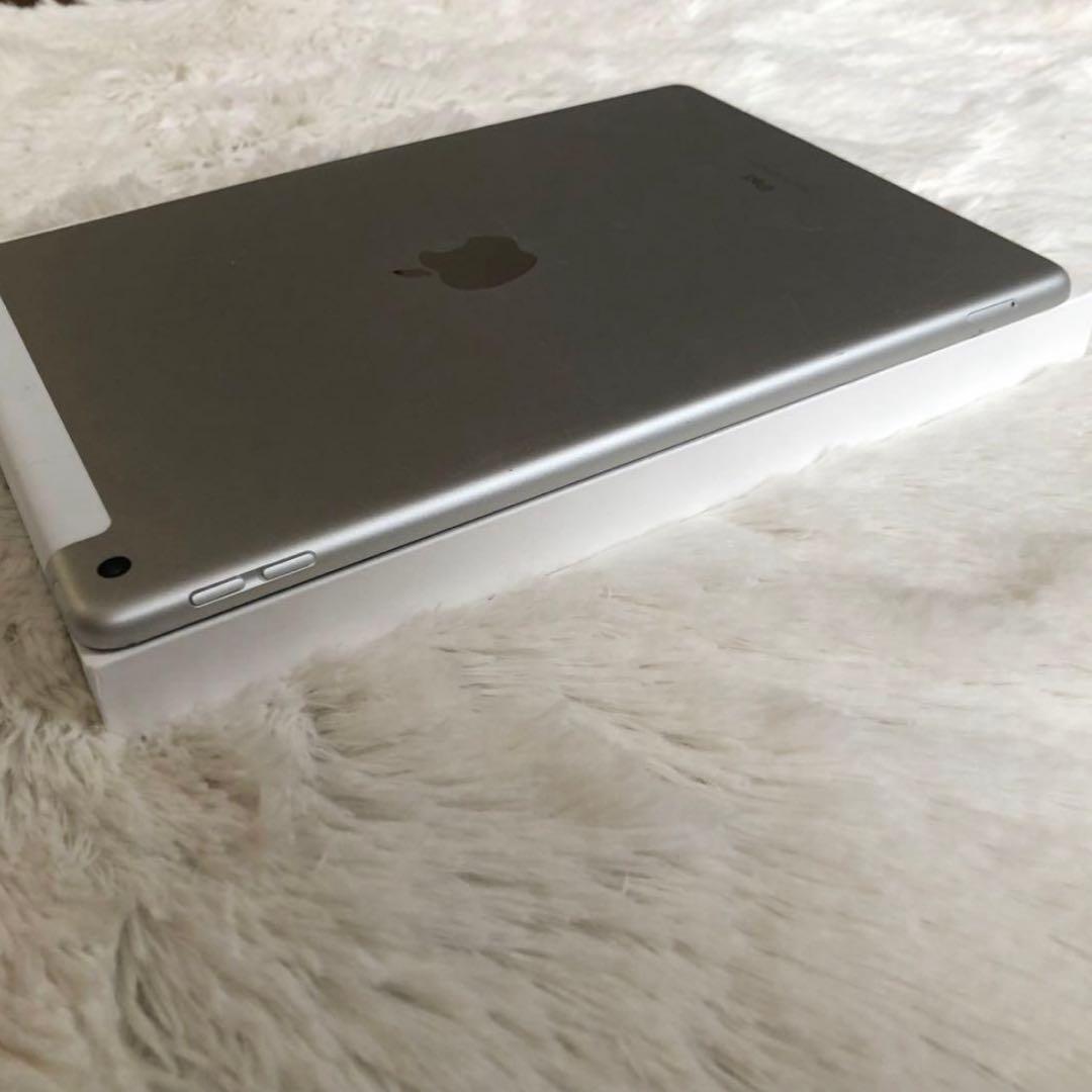 【年始割】iPad 第9世代 64GB SIMフリー 【すぐ発送】