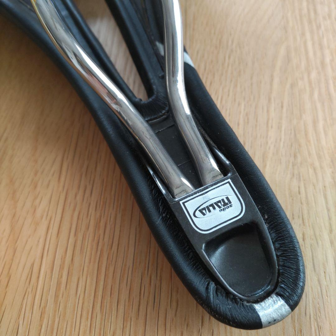 Selle Italia セライタリア SLR FLOW サドル ブラック