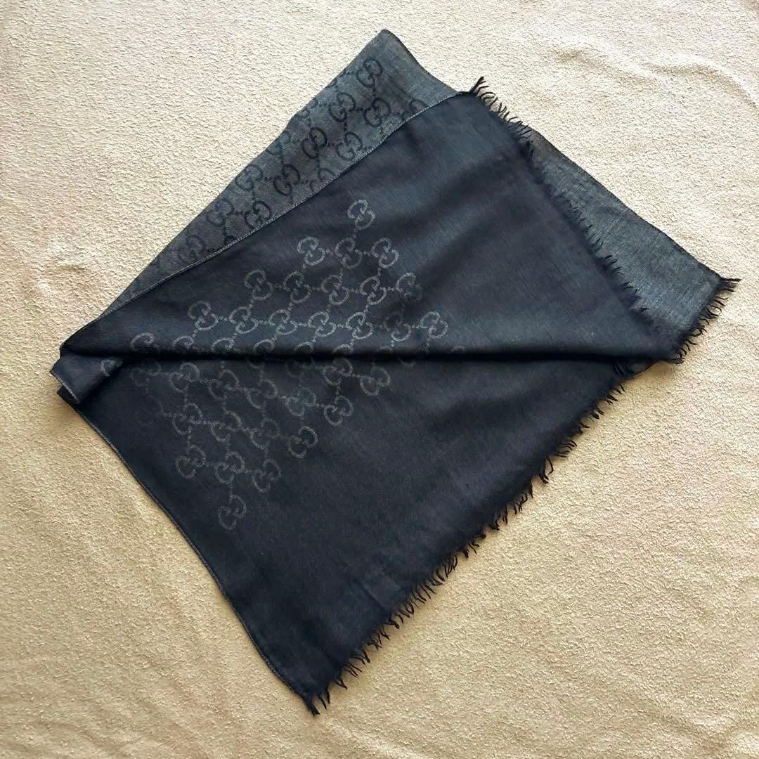 【これからの季節に一点盛り！】Gucci /GGロゴ柄ウール混紡マフラー