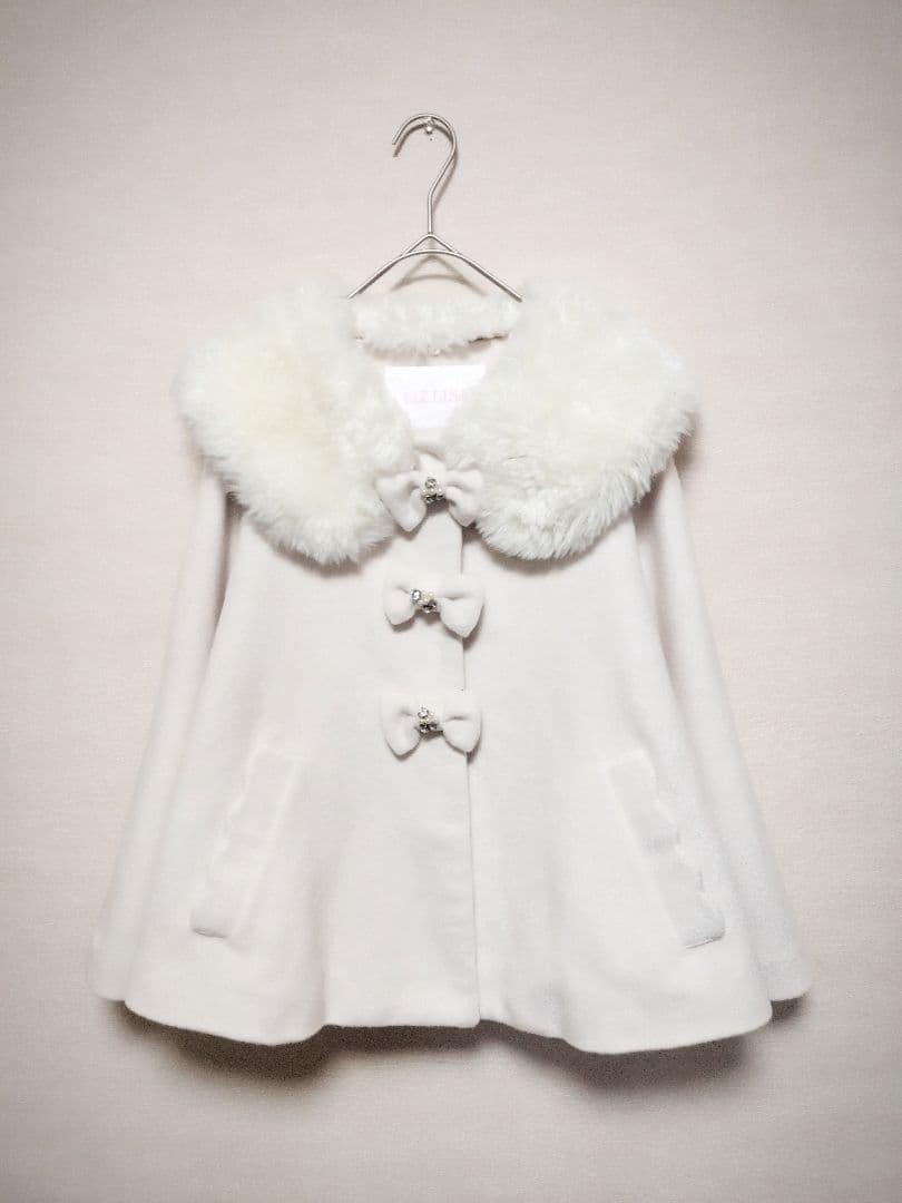 LIZ LISA　リボンビジュー釦ファー襟ケープコート　０