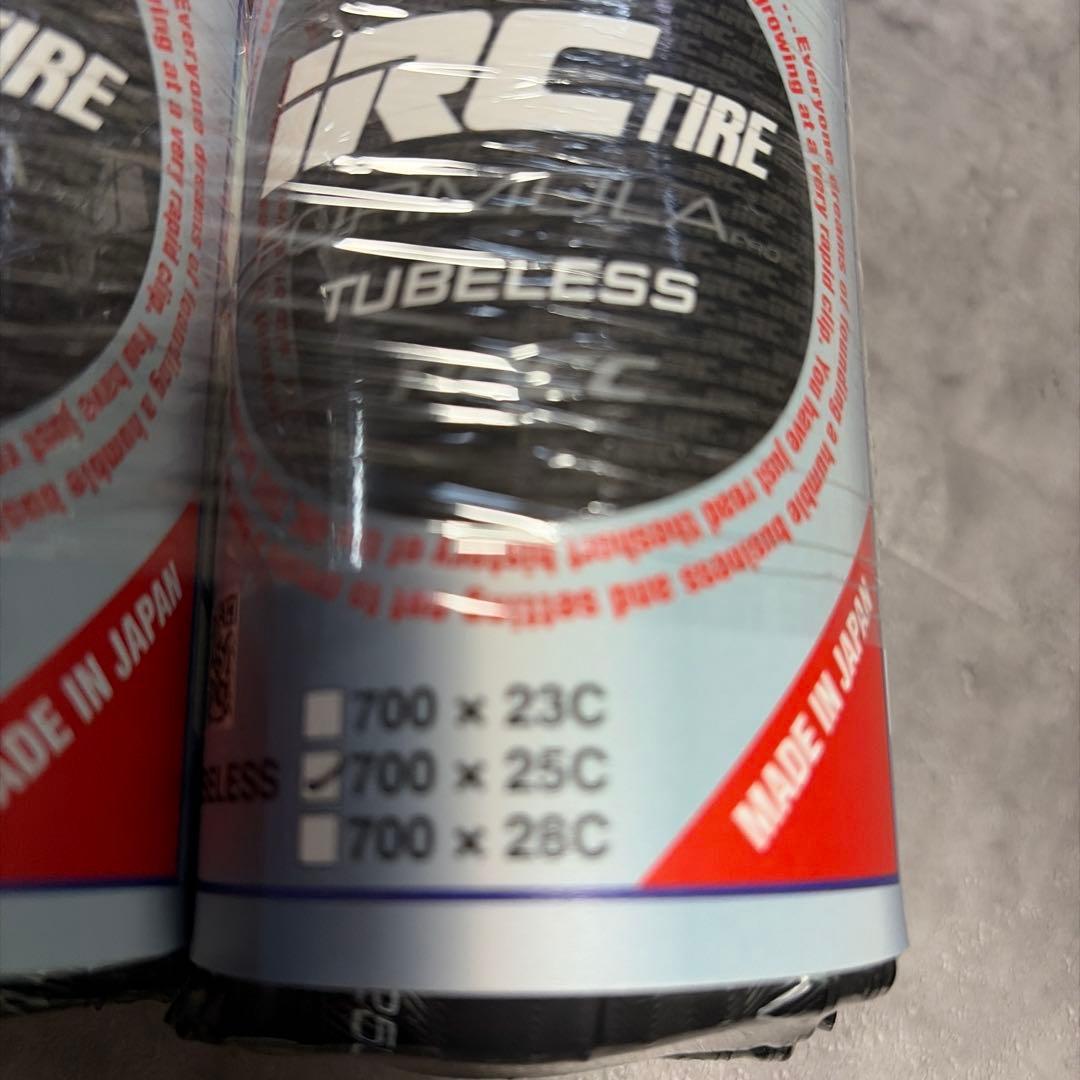 IRC FORMULA TUBELESS タイヤ 700x25C