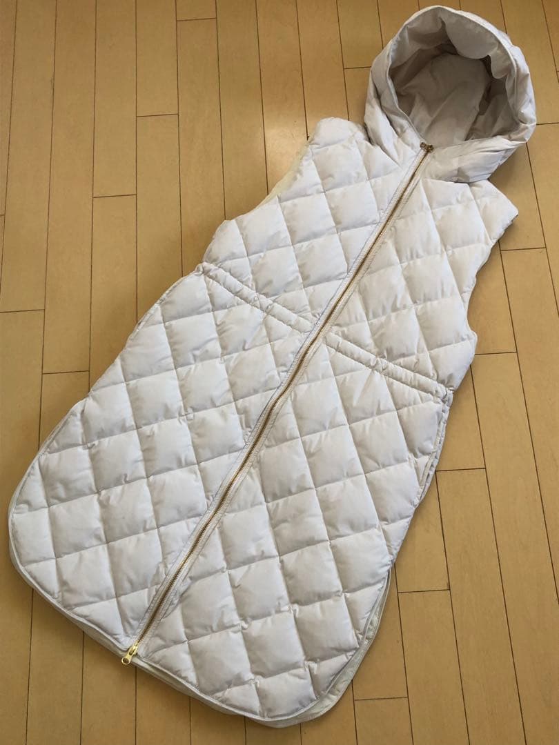 TAION UNFILOコラボ　ダウンベスト　キルティング　フード付きジレ