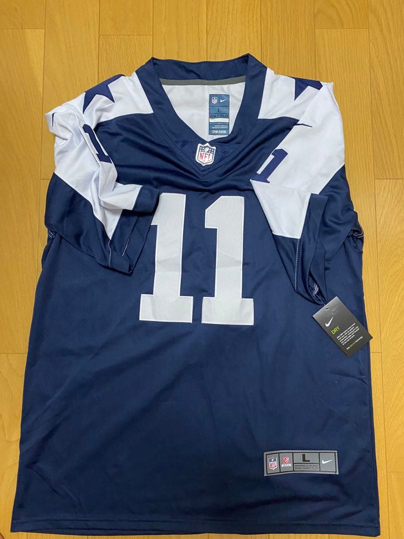 マイカ・パーソンズ　ユニフォーム