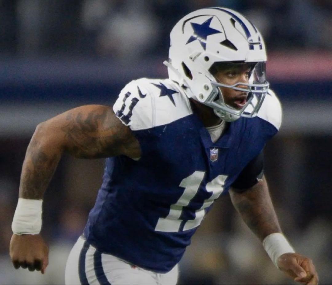 マイカ・パーソンズ　ユニフォーム